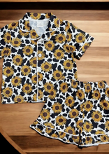 Load image into Gallery viewer, Sunflower Pajama Set
